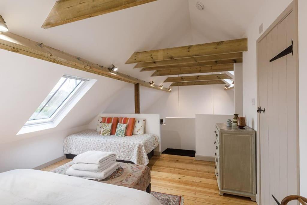 Stylish Cottage In The Pewsey Vale Марлборо Екстер'єр фото