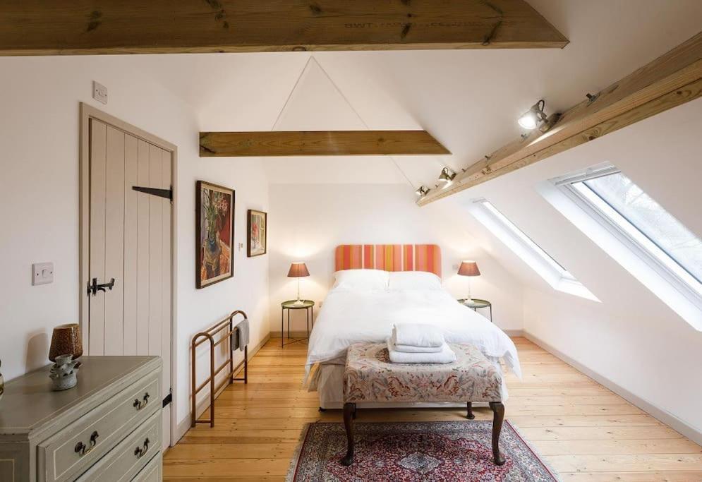 Stylish Cottage In The Pewsey Vale Марлборо Екстер'єр фото