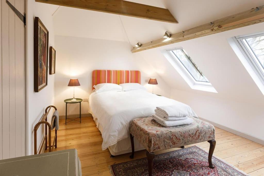Stylish Cottage In The Pewsey Vale Марлборо Екстер'єр фото
